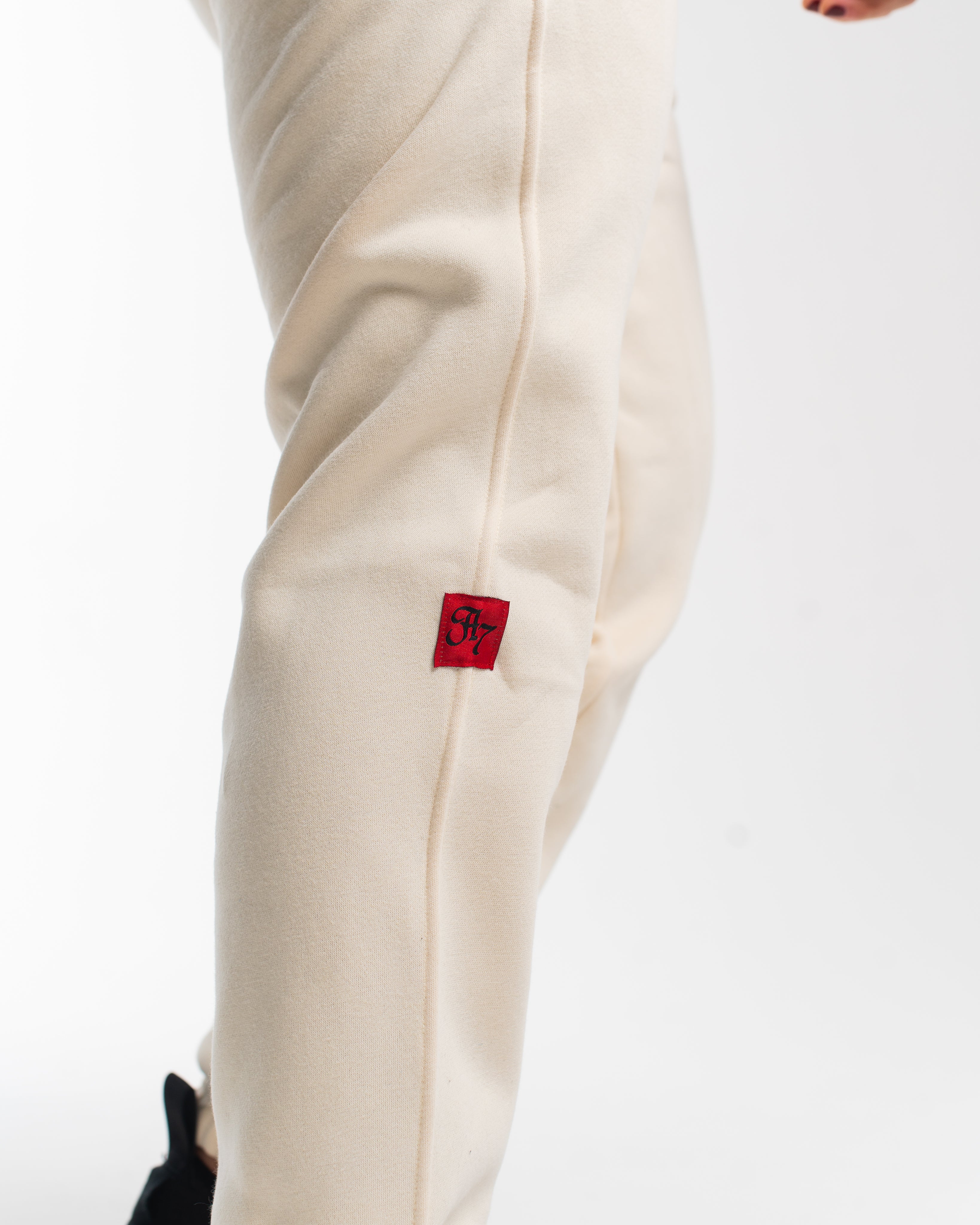 Script Joggers - Ivory