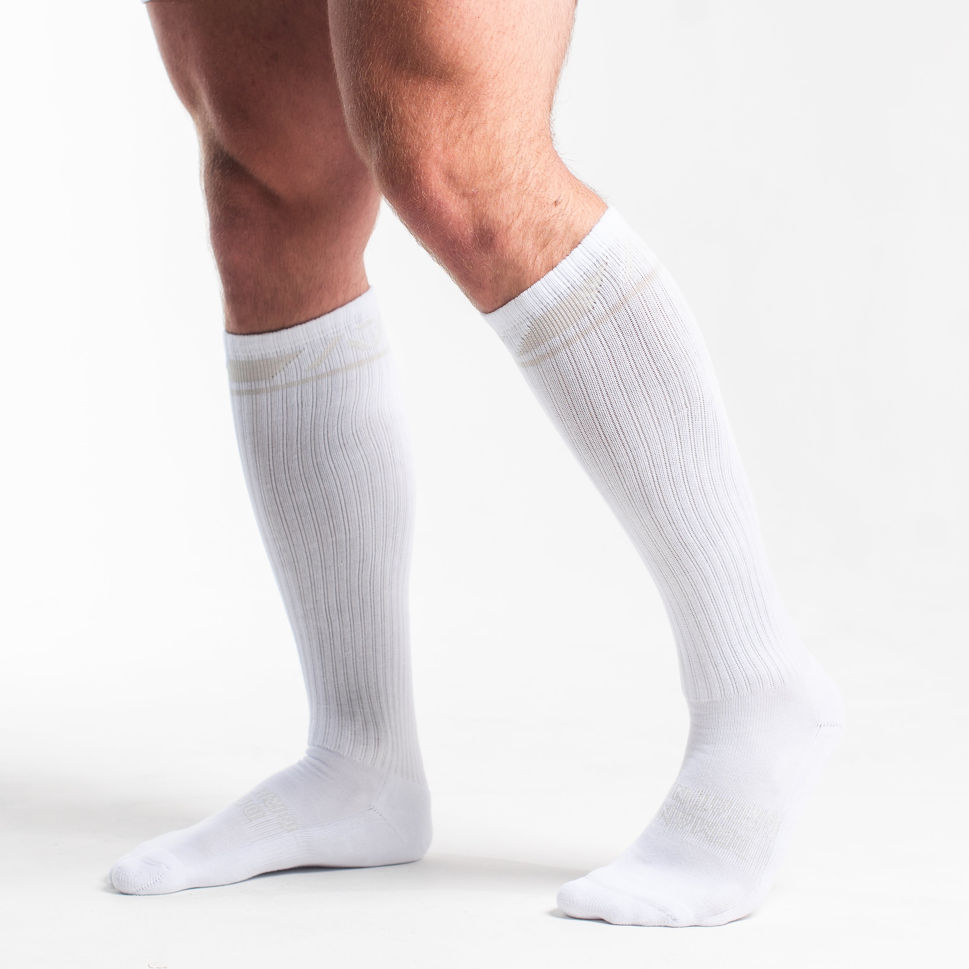 Side profile of A7 Deadlift Socks in Polar, highlighting the A7 logo on the ankle and compression-style top.