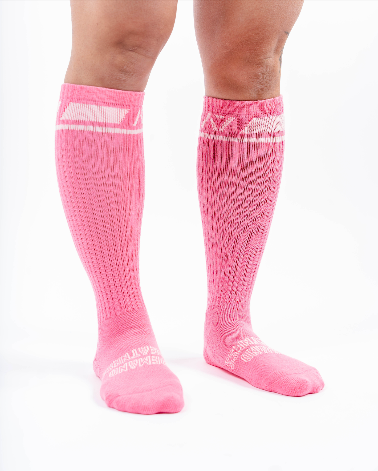 Side profile of A7 Deadlift Socks – Roseite highlighting ankle logo and compression fit.
