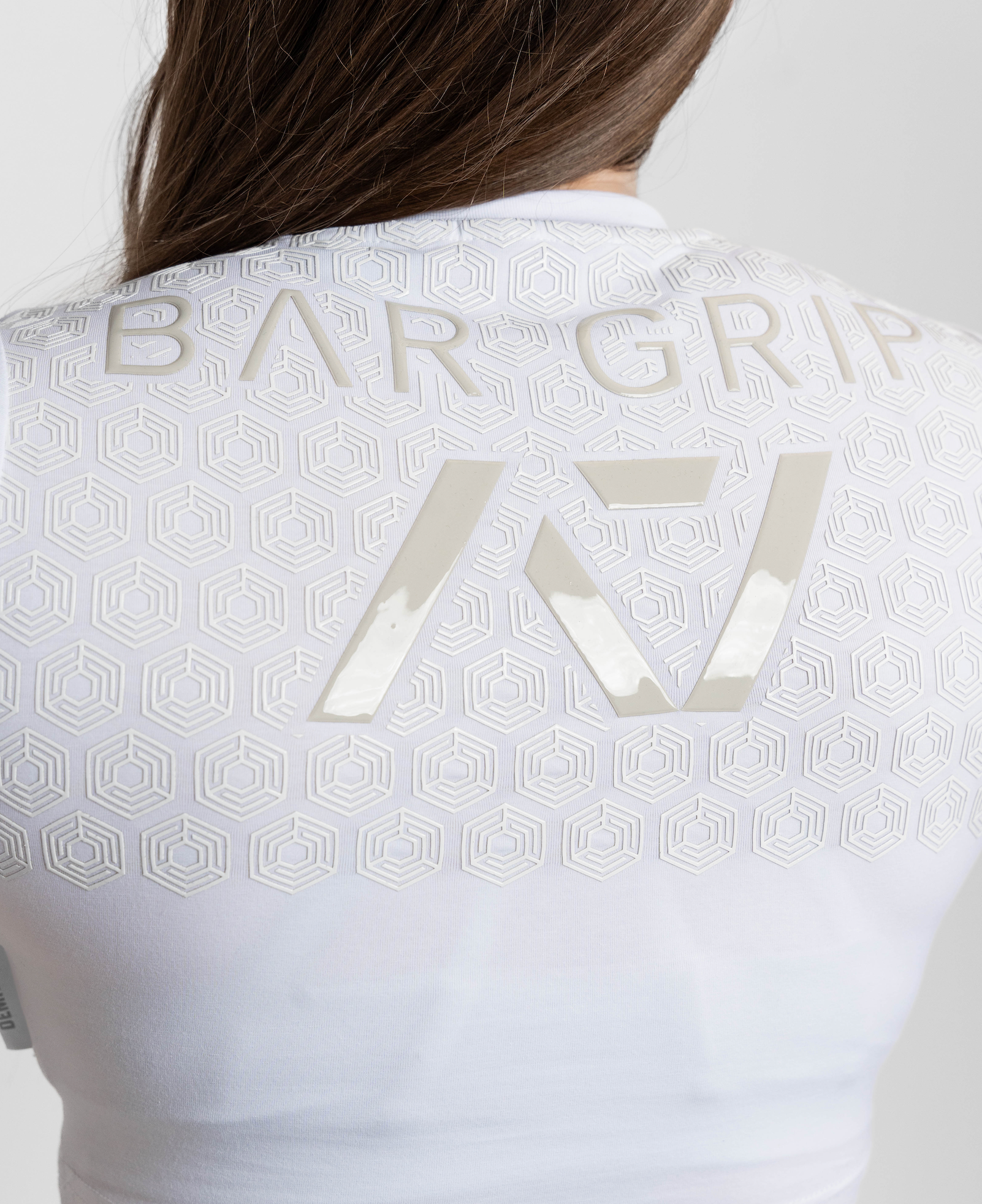 close up of bar grip on back of kinetic bar grip crop