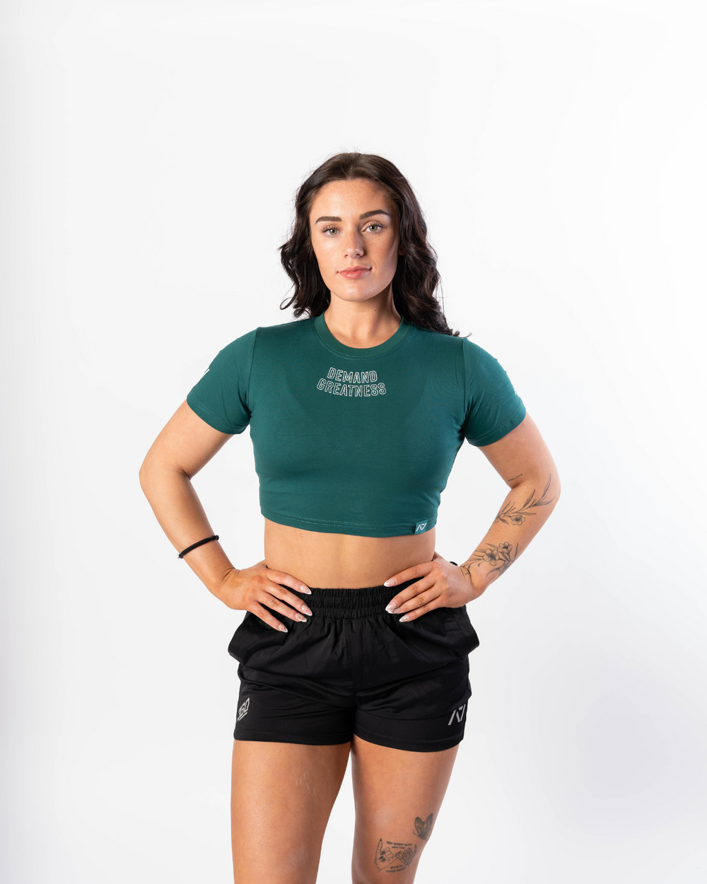 Demand Greatness True-Fit Women's Meet Crop - Emerald Forás