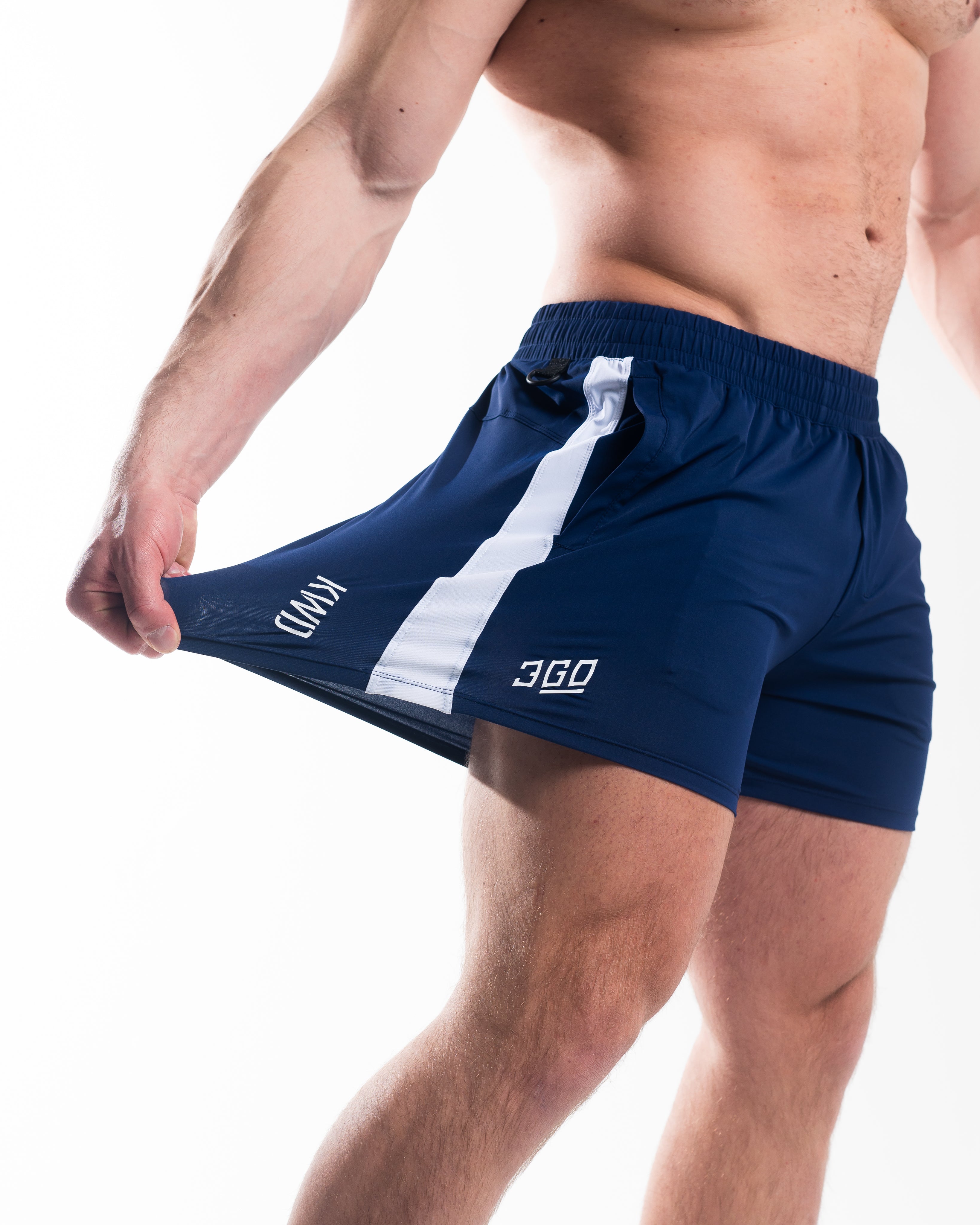 360-degree stretch fabric detail on Night Light 360Go KWD Shorts for unrestricted movement and optimal training performance.