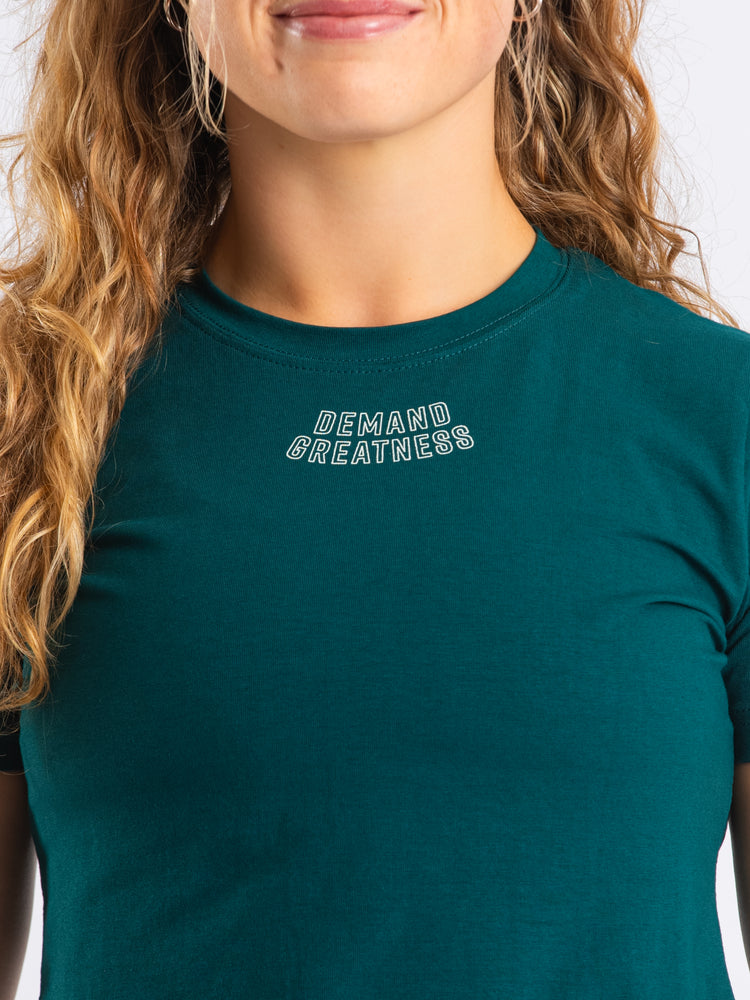 
                  
                    DG23 Women’s Meet Shirt - Emerald Forás
                  
                