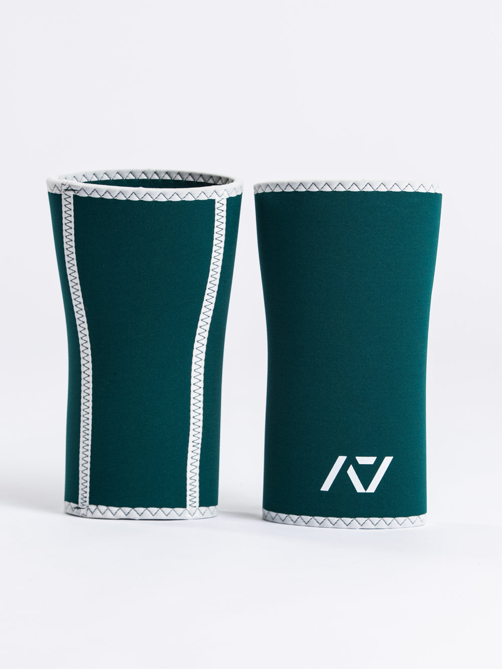 Hourglass Knee Sleeves - Emerald Forás