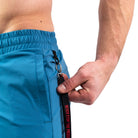 Dual key clips on both sides of Honor 360Go Shorts for safe and convenient access to small essentials.