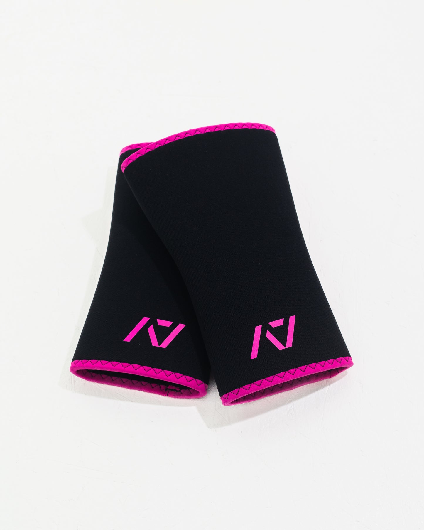 Hourglass Knee Sleeves - Flamingo - A7